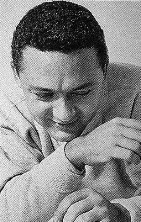 Portraits   |   Portrait looking down                                     