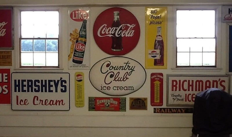 Country Club Ice Cream   |   Sign