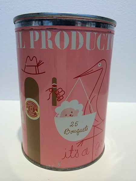 El Producto   |   Packaging: Girl Cigar Tin