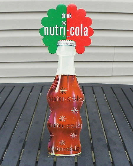 Nutri-Cola   |   Cardboard Stand